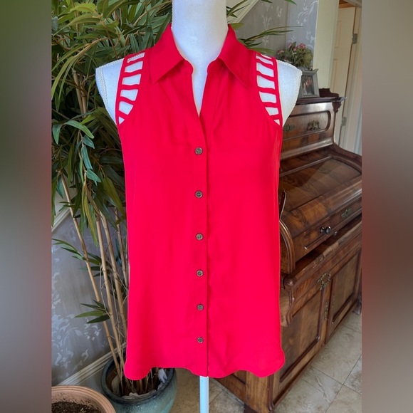 BCX ladies sleeveless button-down top, NWT size medium red - Picture 3 of 11